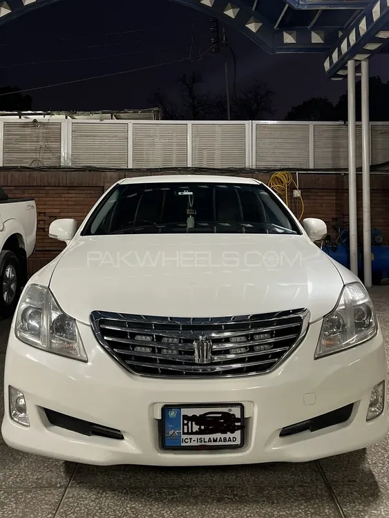 Toyota Crown 2008 for Sale in Abbottabad Image-1