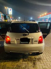 Toyota IST 1.3 F 2004 for Sale