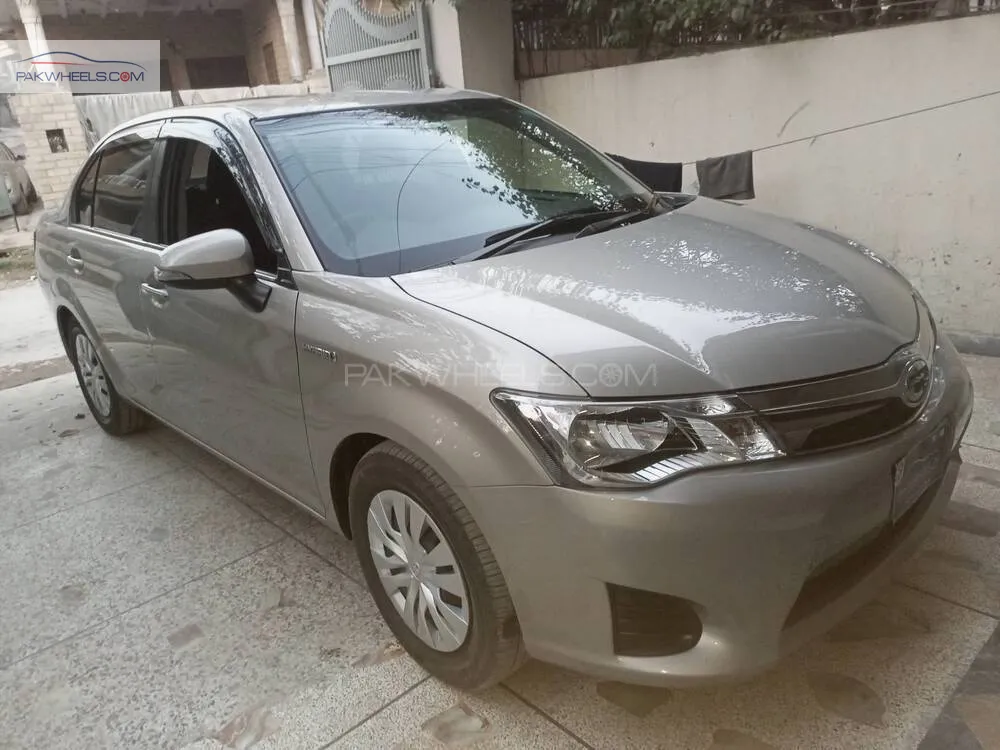 Toyota Corolla Axio 2015 for sale in Lahore