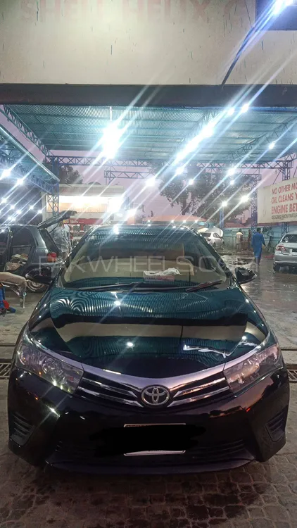 Toyota Corolla 2014 for Sale in Jamshoro Image-1