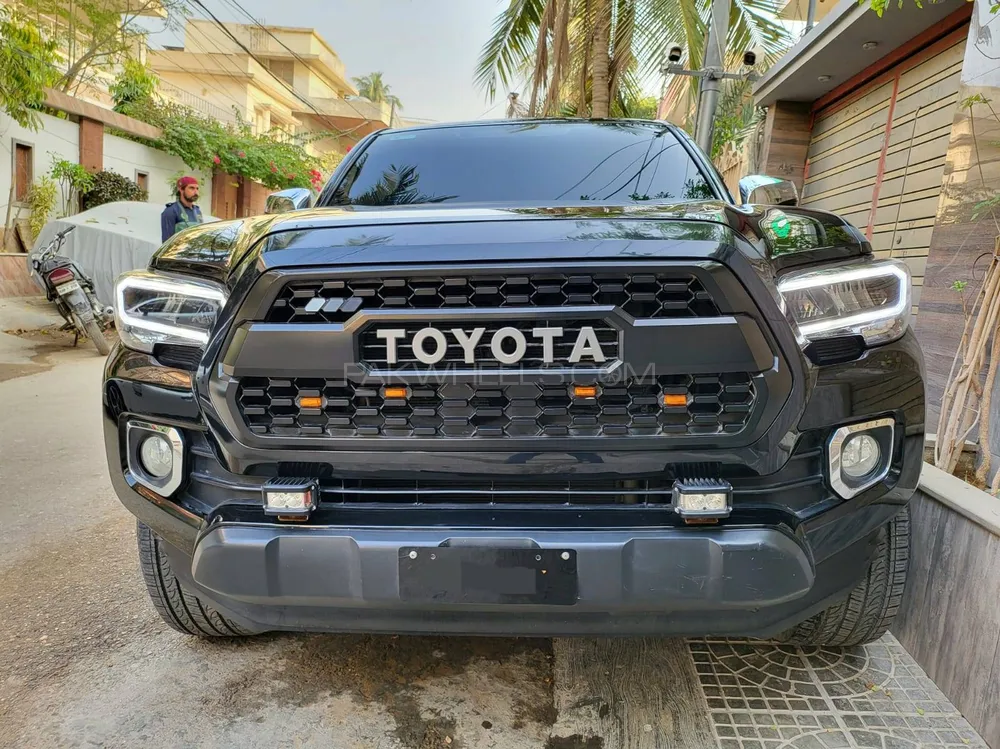 Toyota Tacoma 2016 for Sale in Karachi Image-1