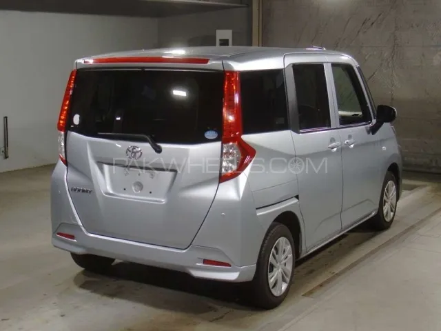 Toyota Roomy 2021 for sale in Sialkot