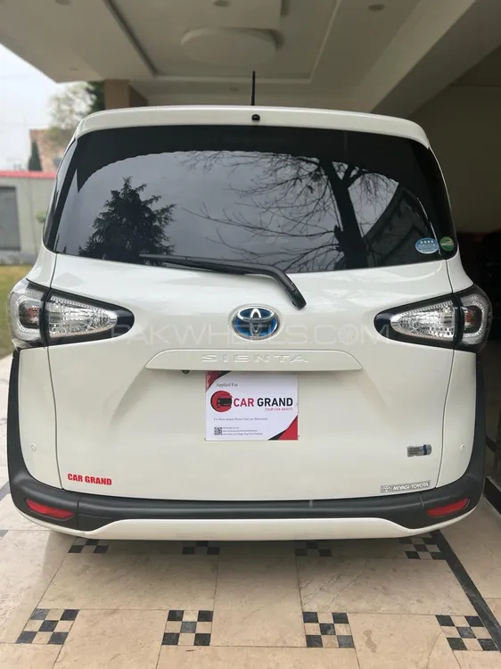 Toyota Sienta 2017 for sale in Abbottabad
