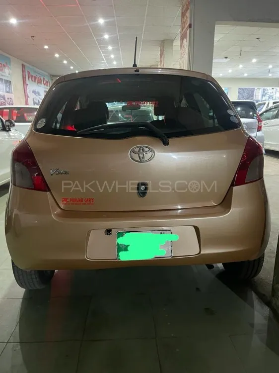 Toyota Vitz 2005 for sale in Multan