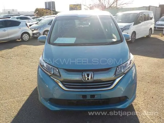 Honda Freed 2019 for Sale in Karachi Image-1