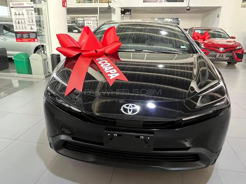 Toyota Prius 2023 for Sale in Peshawar Image-1