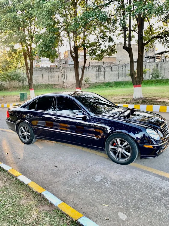 Mercedes Benz E Class 2003 for sale in Islamabad