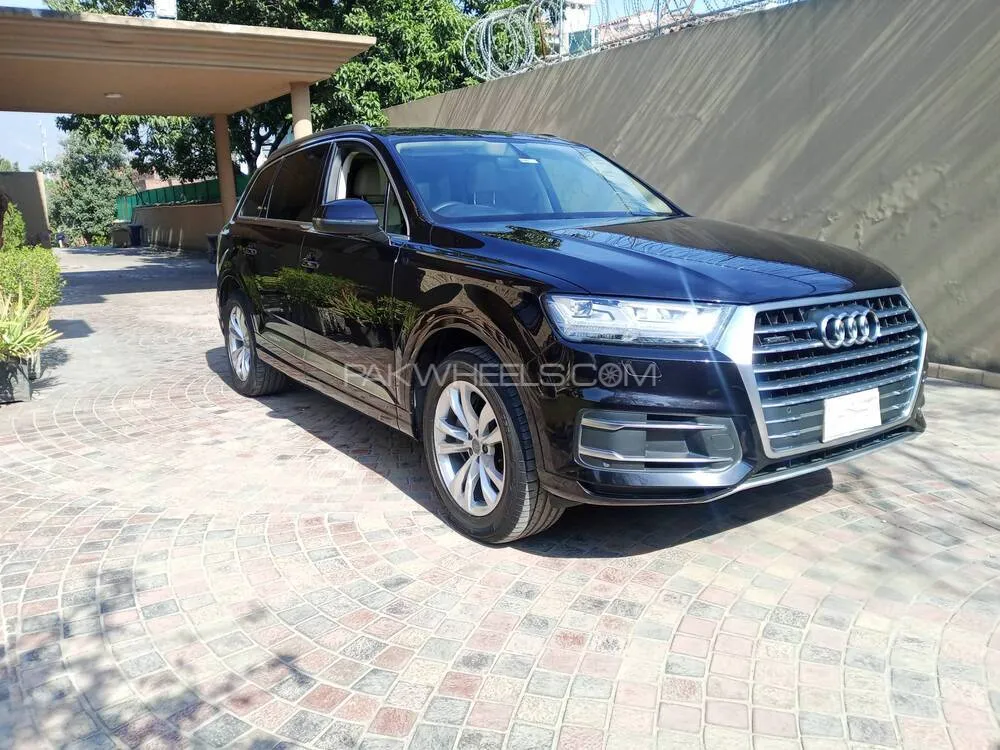 Audi Q7 2016 for sale in Islamabad