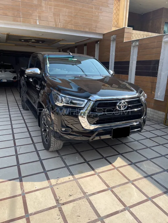 Toyota Hilux 2023 for sale in Lahore