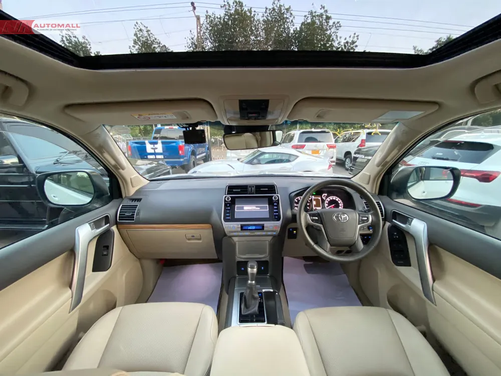 Toyota Prado 2018 for Sale in Karachi Toyota Prado 2018 for Sale in Karachi Image-8