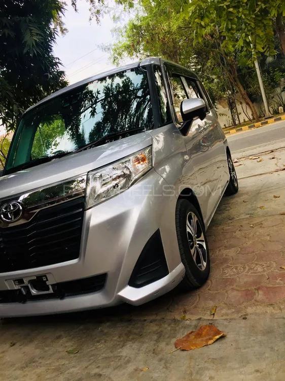 Toyota Roomy 2019 for Sale in Lahore Image-1