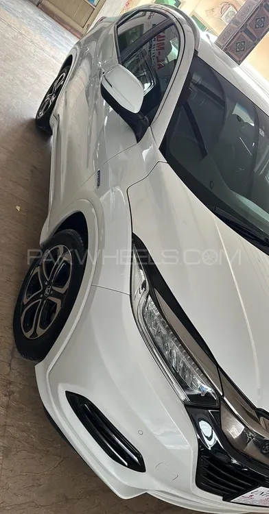 Honda Vezel 2018 for sale in Sialkot