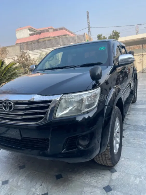Toyota Hilux 2014 for sale in Peshawar