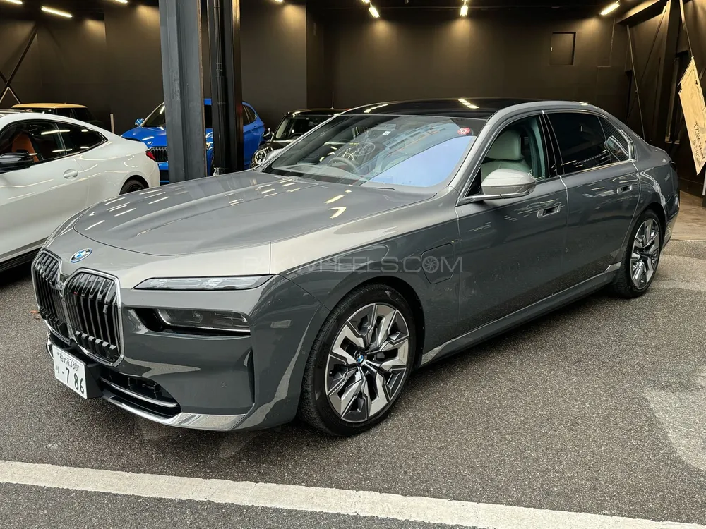 BMW / بی ایم ڈبلیو 7 سیریز 2023 for Sale in اسلام آباد Image-1