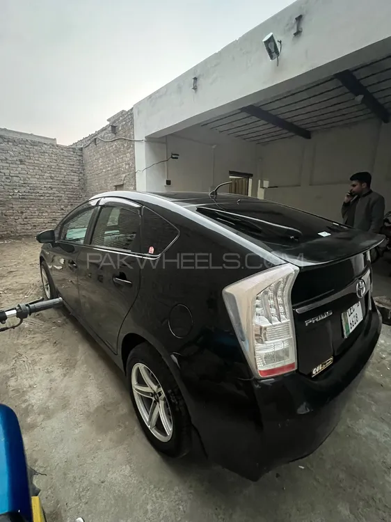 Toyota Prius 2011 for sale in Kohat