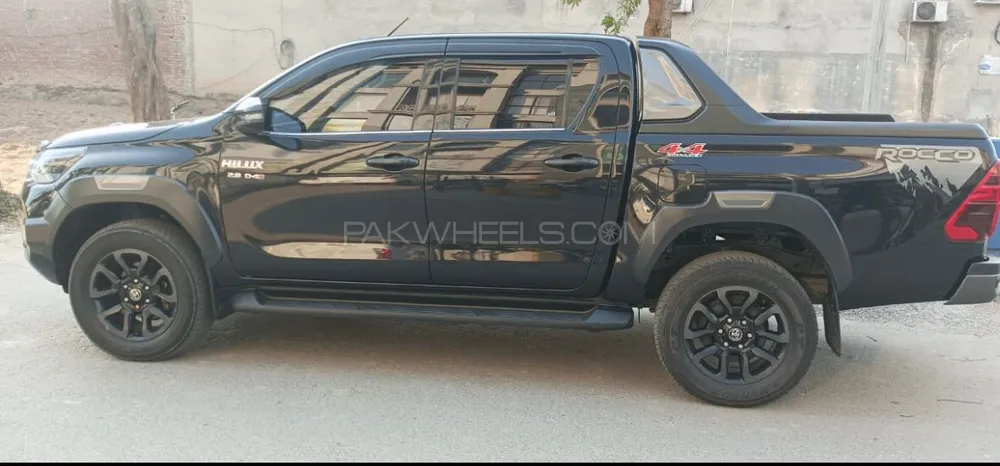 Toyota Hilux 2022 for Sale in Gujranwala Image-1