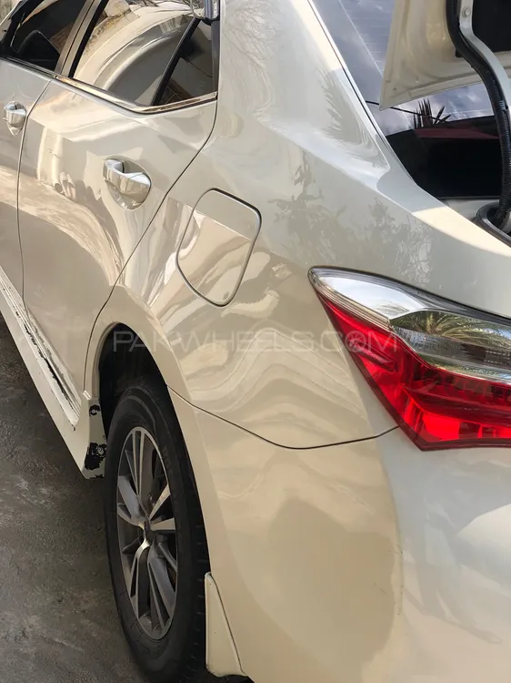 Toyota Corolla 2018 for Sale in Mardan Image-1