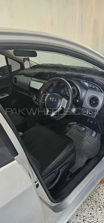 Toyota Vitz 2016 for Sale in Kohat Image-1