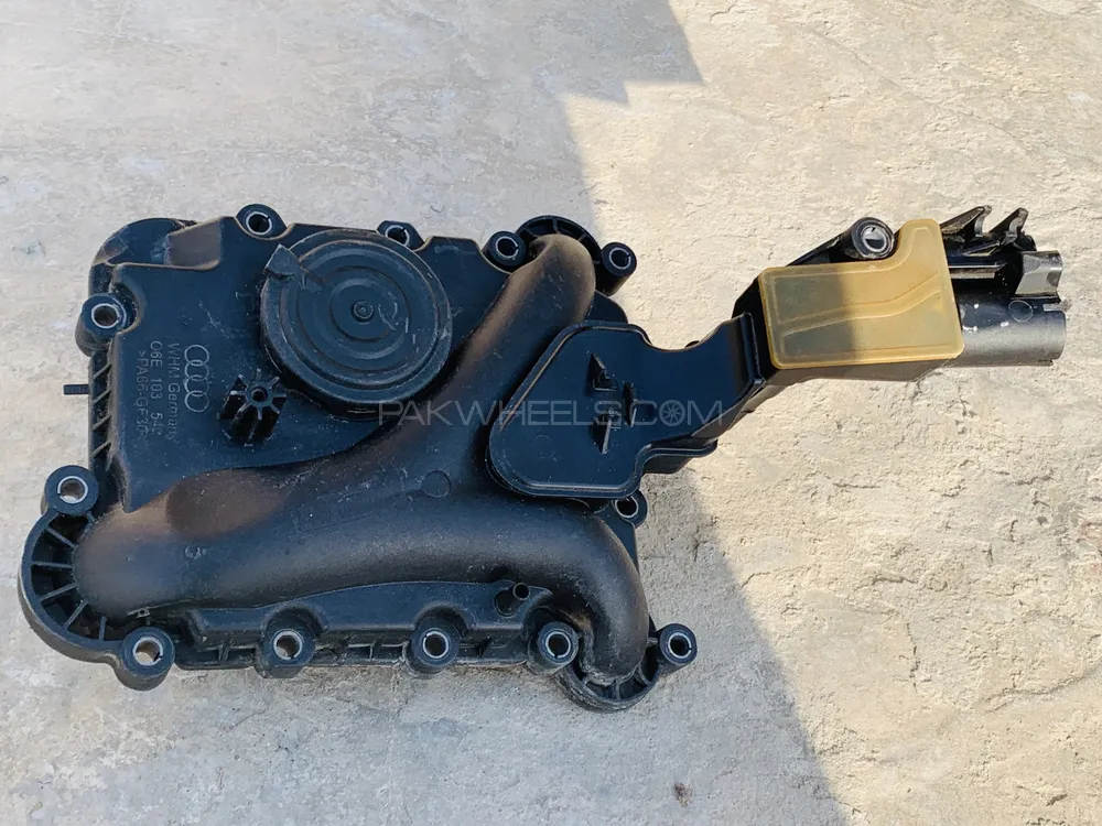 Oil Separator Engine Crankcase Vent Valve  For Audi A6 Image-1