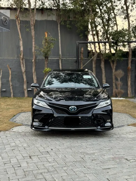 Toyota Camry 2020 for Sale in Lahore Image-1