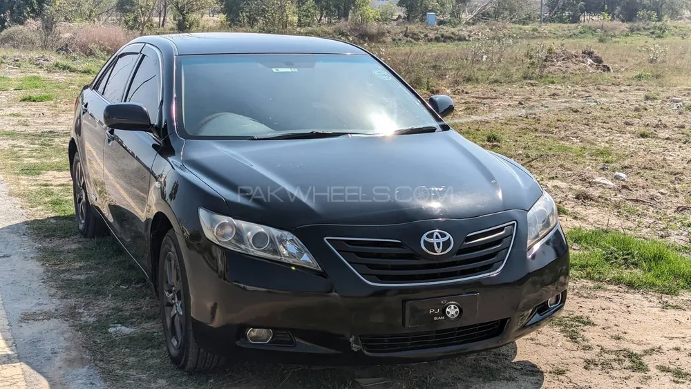 Toyota Camry 2006 for Sale in Mandi bahauddin Image-1