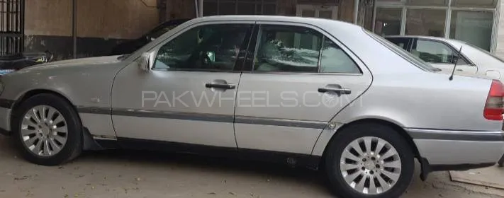 Mercedes Benz C Class 1996 for Sale in Karachi Image-1