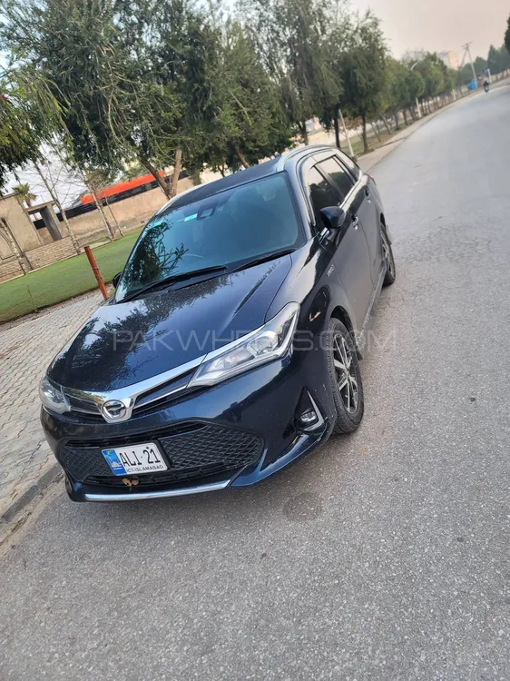 Toyota Corolla Fielder 2017 for sale in Mardan