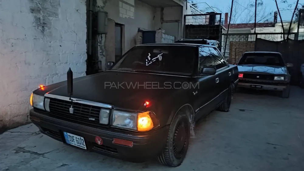 Toyota Crown 1988 for Sale in Kohat Image-1