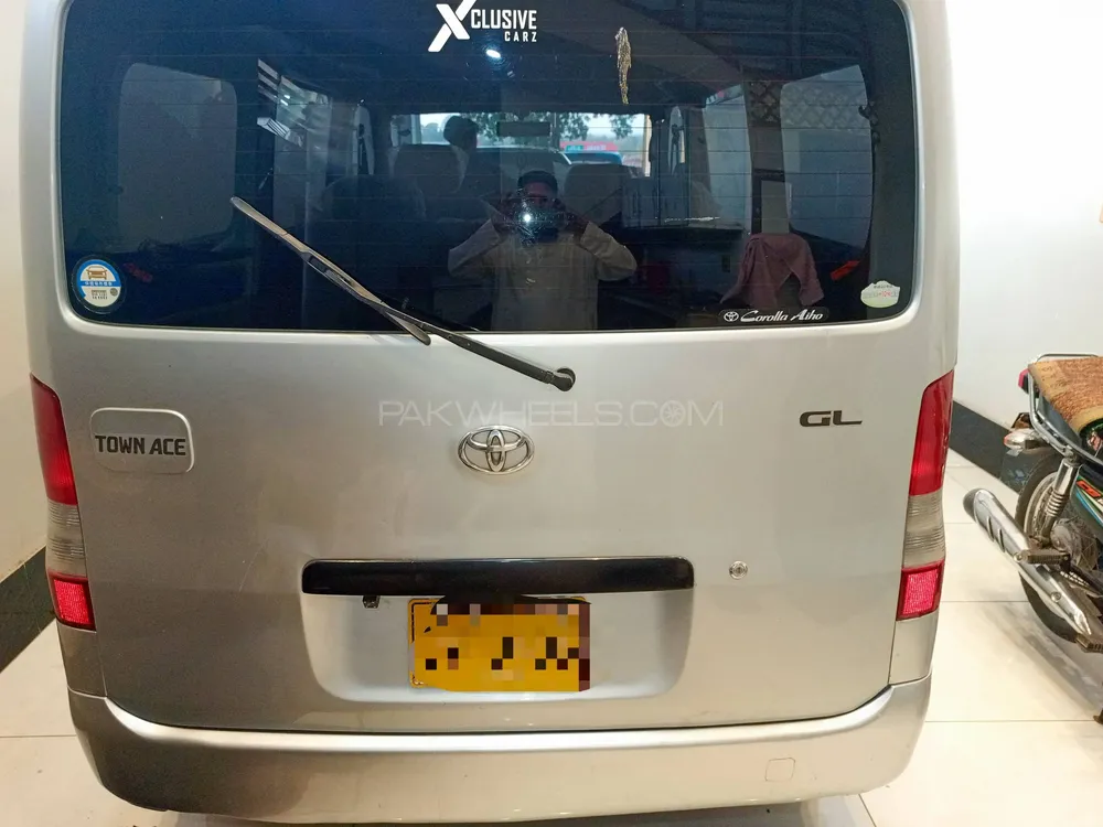 Toyota Town Ace 2009 for sale in Karachi