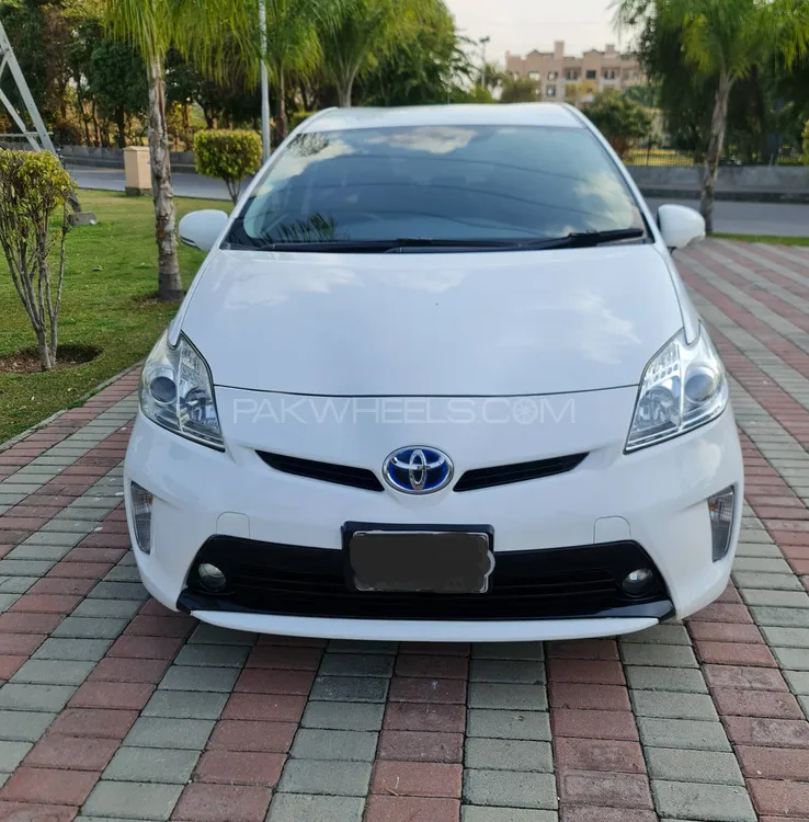 Toyota Prius 2014 for Sale in Rawalpindi Image-1