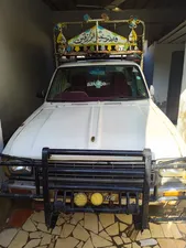 Toyota Hilux 1983 for Sale