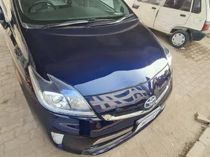 Toyota Prius PHV (Plug In Hybrid) 2015 for Sale