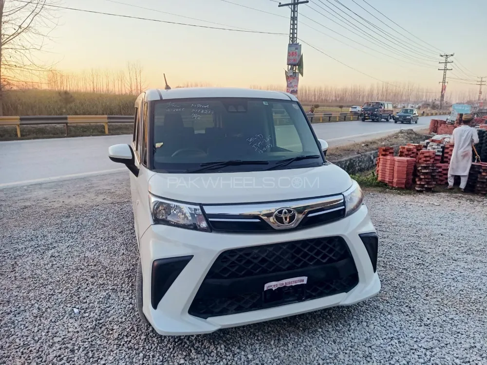 Toyota Roomy 2021 for Sale in Islamabad Image-1