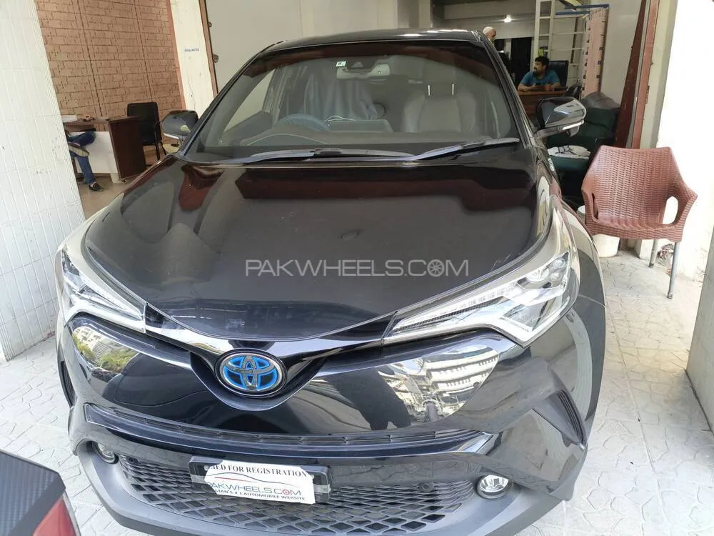 Toyota C-HR 2018 for Sale in Karachi Image-1