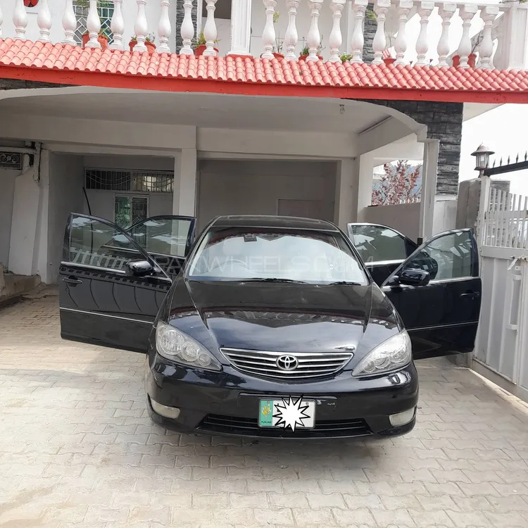 Toyota Camry 2005 for Sale in Islamabad Image-1