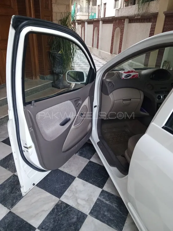 Toyota Platz 2005 for sale in Islamabad