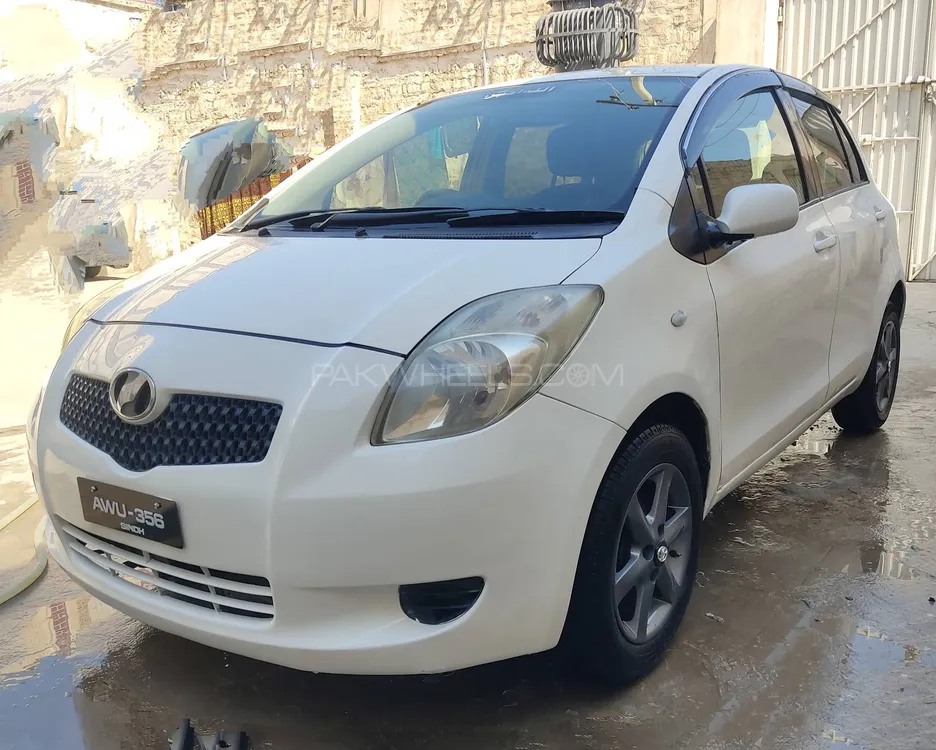 Toyota Vitz 2006 for sale in Bannu