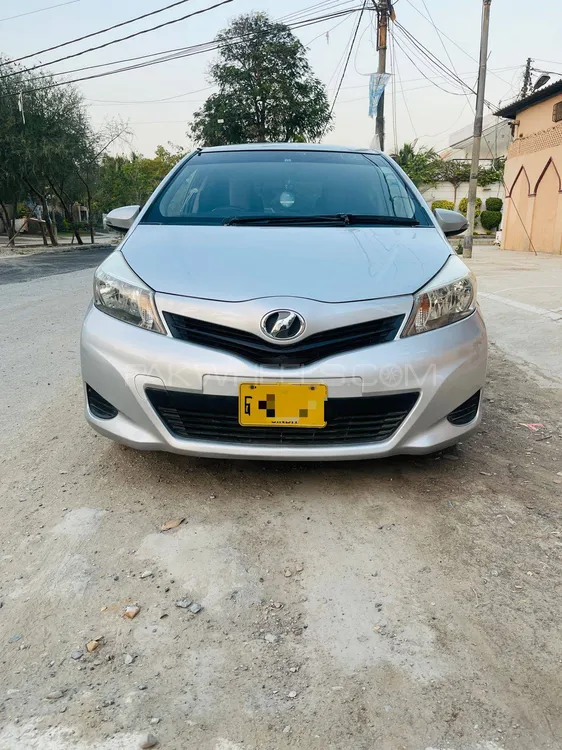 Toyota Vitz F 1.0 2013 for sale in Karachi | PakWheels