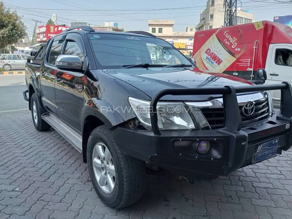 Toyota Hilux 2012 for sale in Lahore