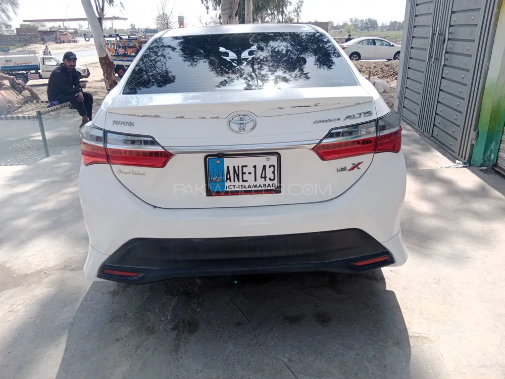 Toyota Corolla 2018 for Sale in Fateh pur Image-1