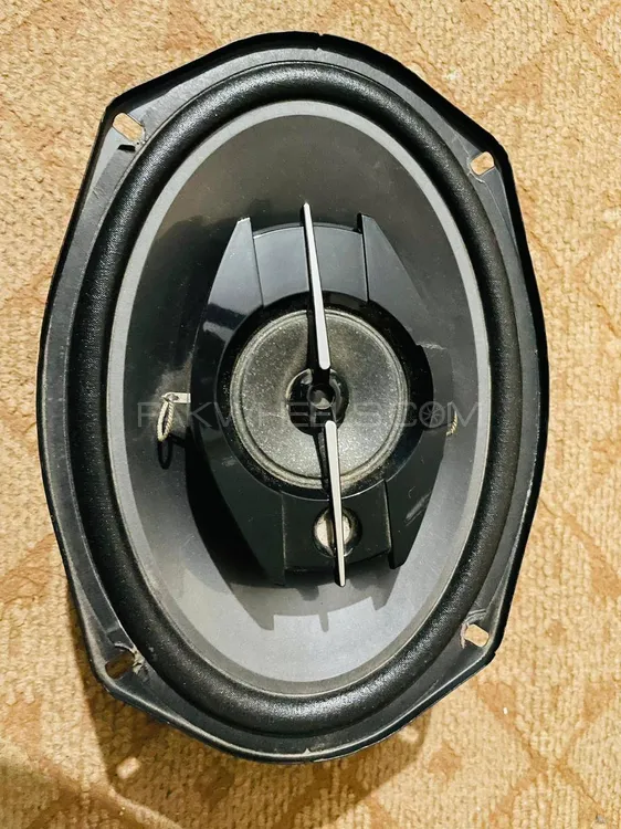 speakers Image-1