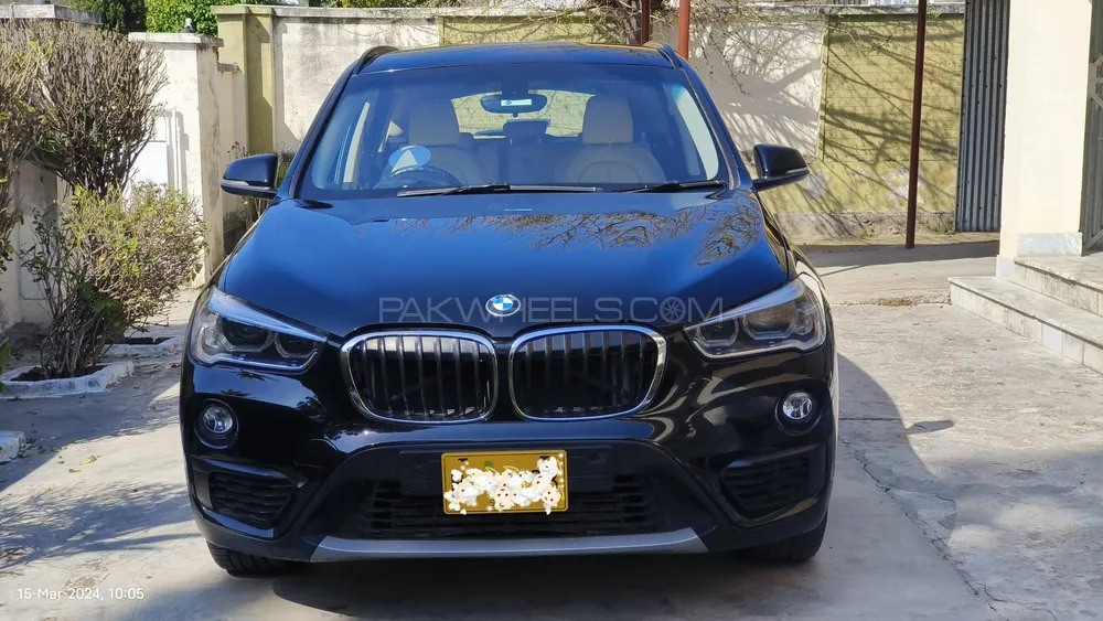 BMW / بی ایم ڈبلیو X1  2017 for Sale in کامرہ Image-1