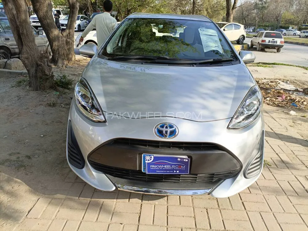 Toyota Aqua 2020 for Sale in Islamabad Image-1