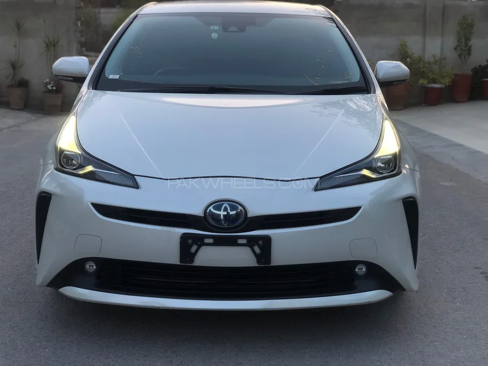 Toyota Prius 2019 for Sale in Peshawar Image-1