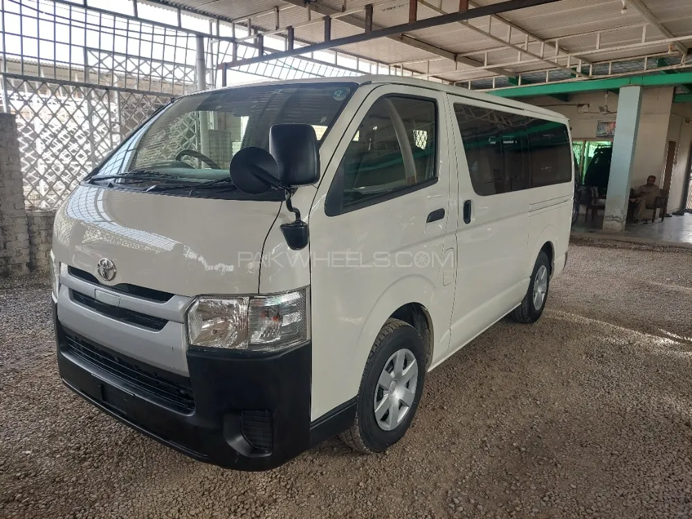 Toyota Hiace 2019 for Sale in Peshawar Image-1