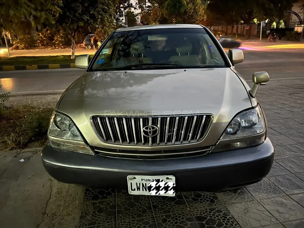 Toyota Harrier 2002 for Sale in Lahore Image-1