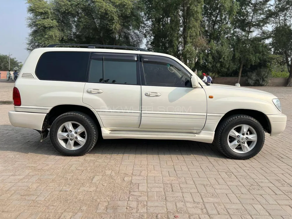 Toyota Land Cruiser 2005 for sale in Depal pur