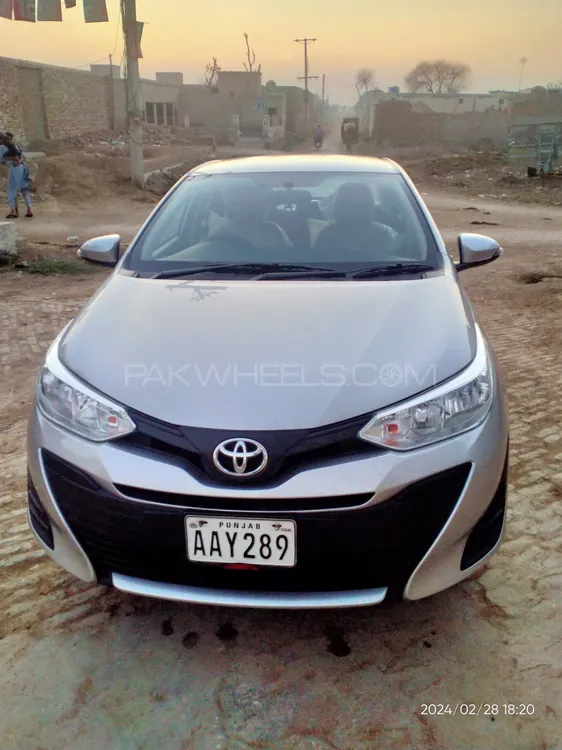 Toyota Yaris 2020 for Sale in Burewala Image-1