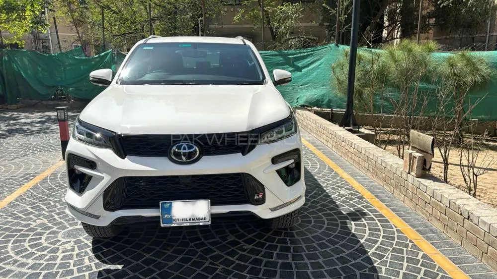 Toyota Fortuner 2023 for Sale in Islamabad Image-1