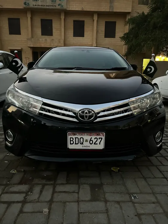 Toyota Corolla 2015 for Sale in Karachi Image-1